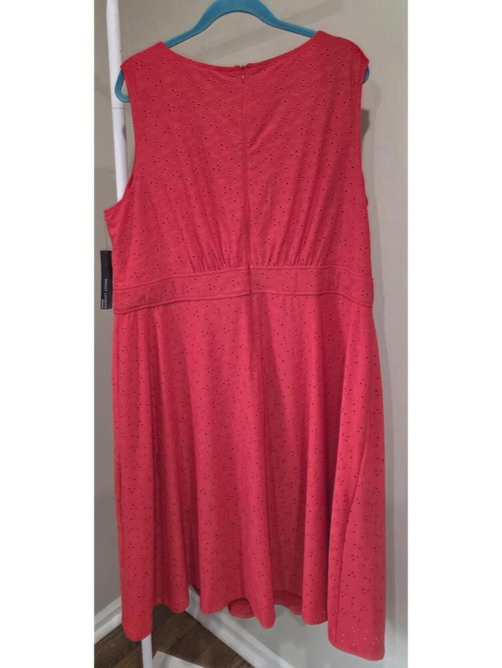 Maggy London Coral Eyelet Sleeveless Dress Sz 22W